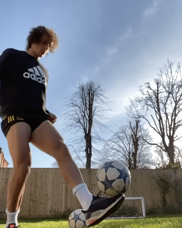 David Luiz sported some very short shorts to do some keepy-uppies at home during the lockdown