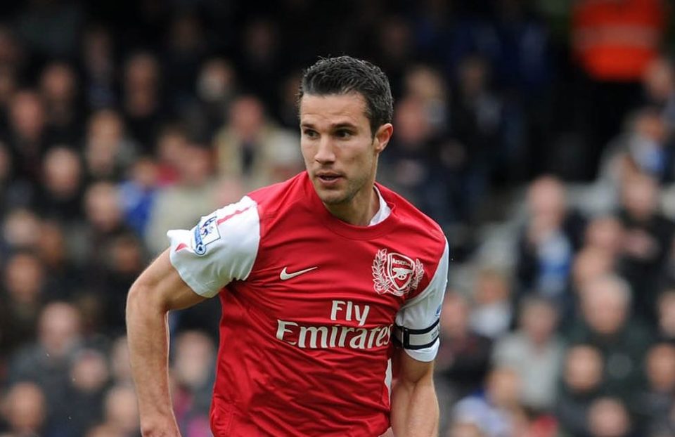  Sagna has urged the Gunners to avoid a repeat of the situation that saw Robin van Persie leave for Man Utd