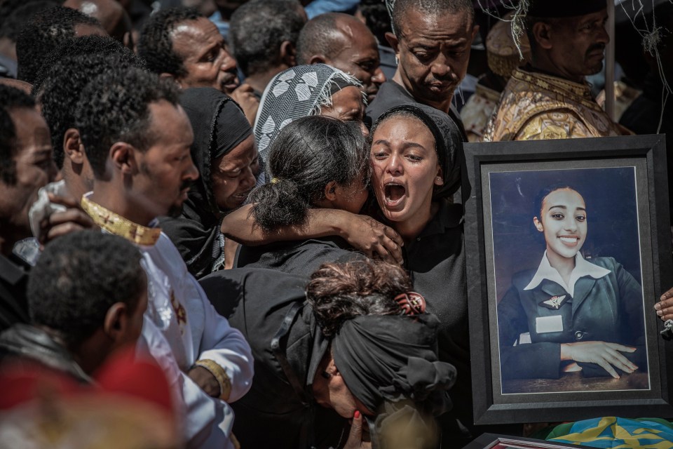 Another pictures of air crash relatives from the award-winning set by AP photographer Mulugeta Ayene