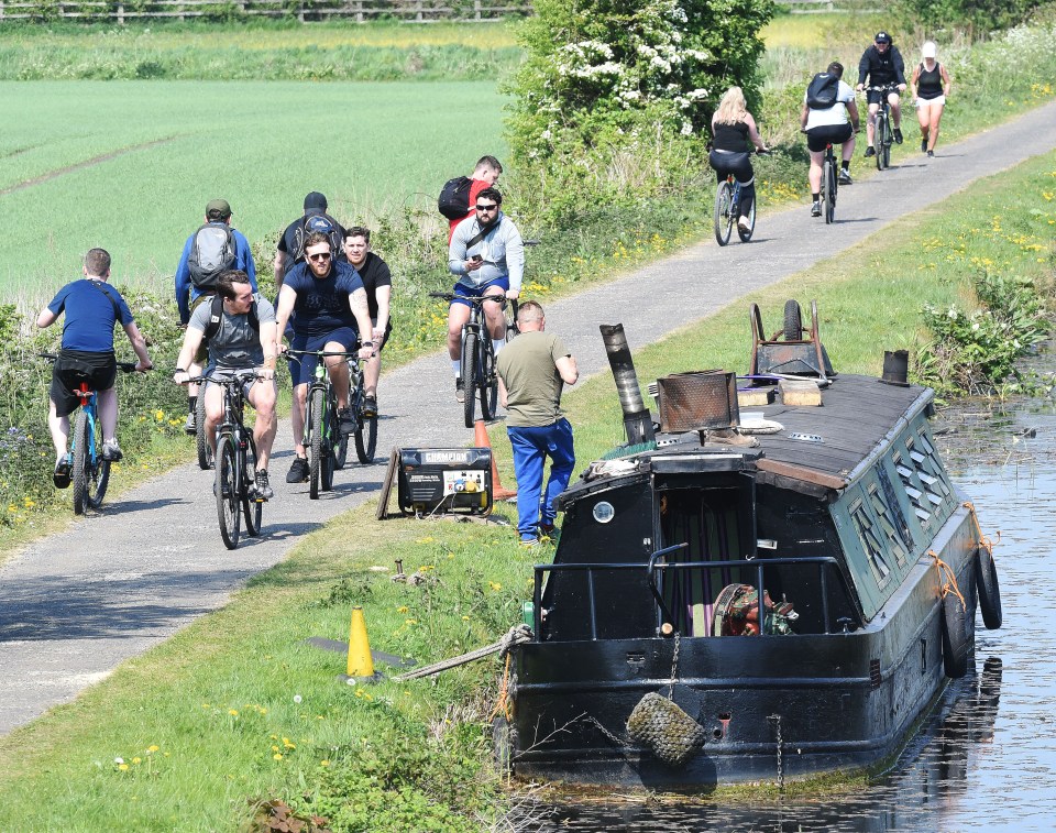  Brits were spotted enjoying the sunny weather in Aintree