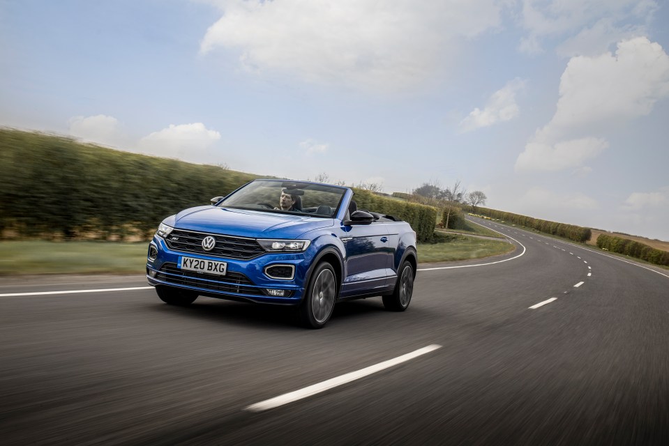 The T-Roc comes in petrol or diesel; front-wheel drive or 4Motion four-wheel drive; manual or DSG auto