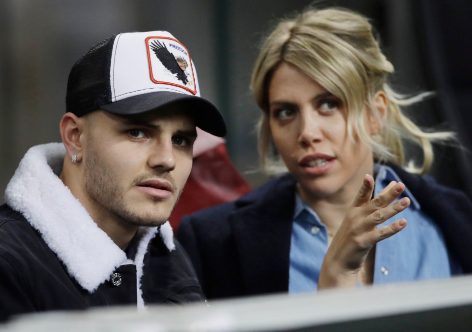  Model and TV presenter Nara (right) also acts as agent to her hubbie Icardi