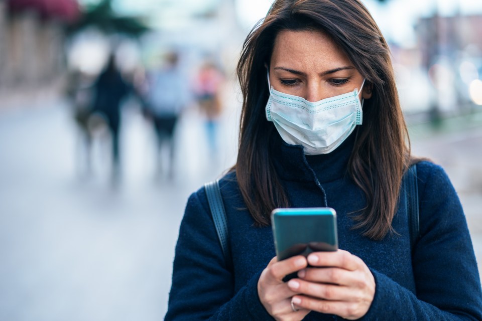  Britain is stockpiling masks for the general public