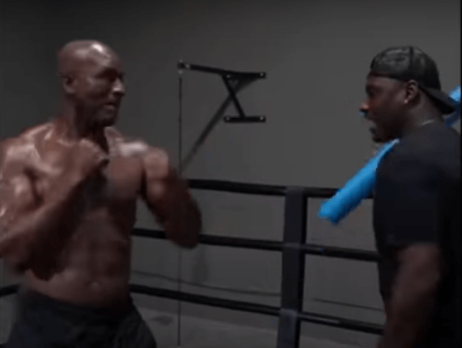 Holyfield looks in fine shape despite turning 58 later this year