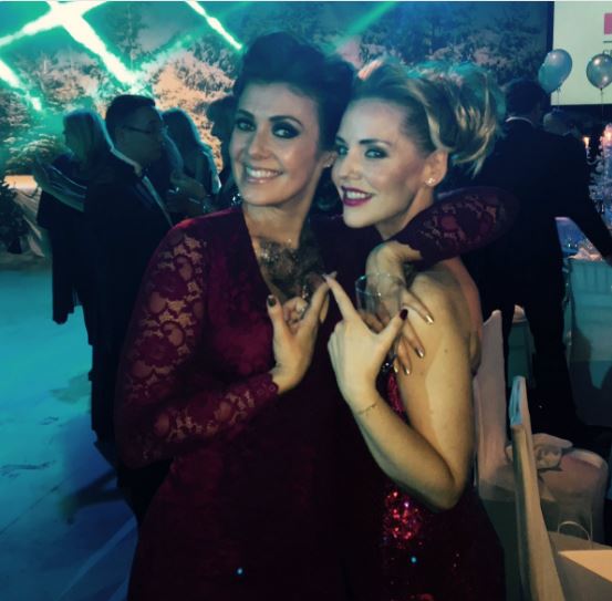 The actresses had to be kept apart one year because of an argument they had a on Twitter