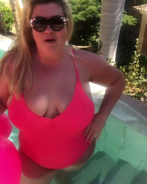  Now the star has lost so much weight she wants her chest smaller