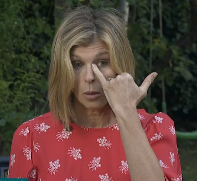  Emotional Kate Garraway described her husband's devastating battle with coronavirus