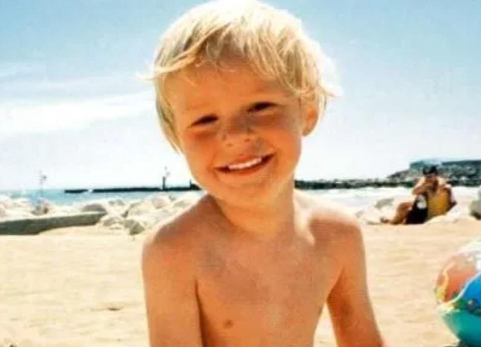  René Hasee also went missing in 1996, after running out of his family's sight when on a beach walk