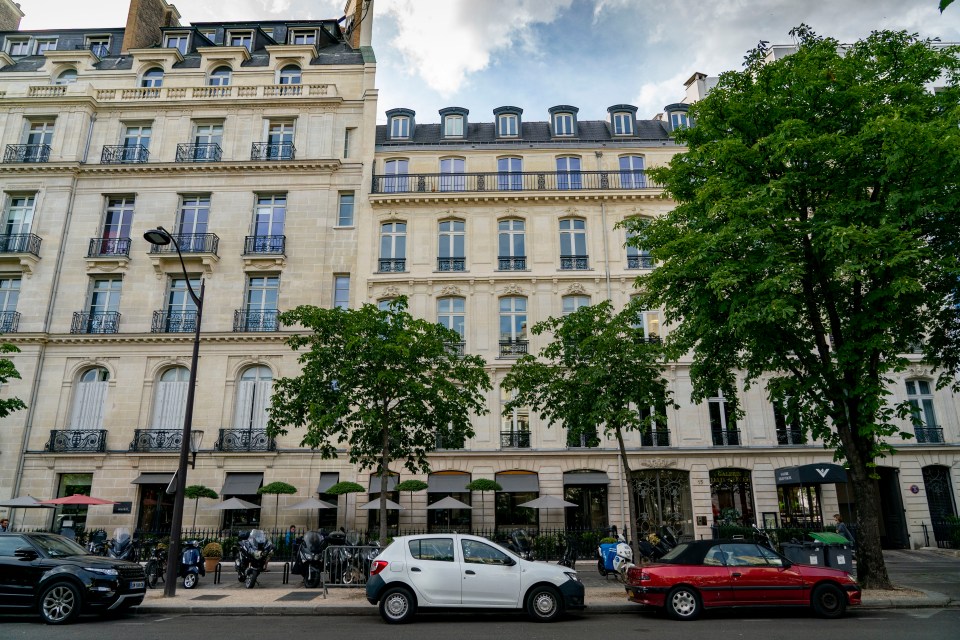 Maxwell moved into the secret bolthole on Avenue Matignon, in Paris’s exclusive 8th Arrondissement, to remain undetected