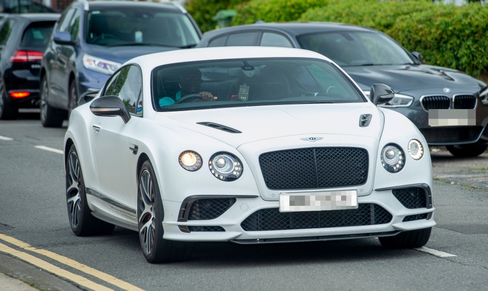 Sadio Mane arrives at Melwood in a Bentley Continental