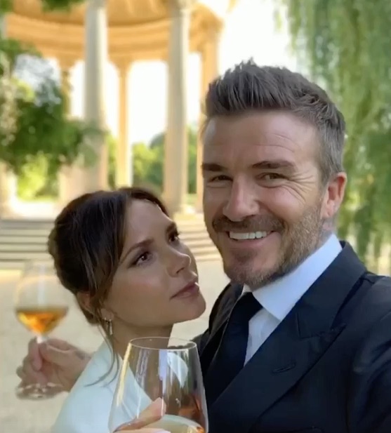 David Beckham - with wife Victoria - offered to help Kate
