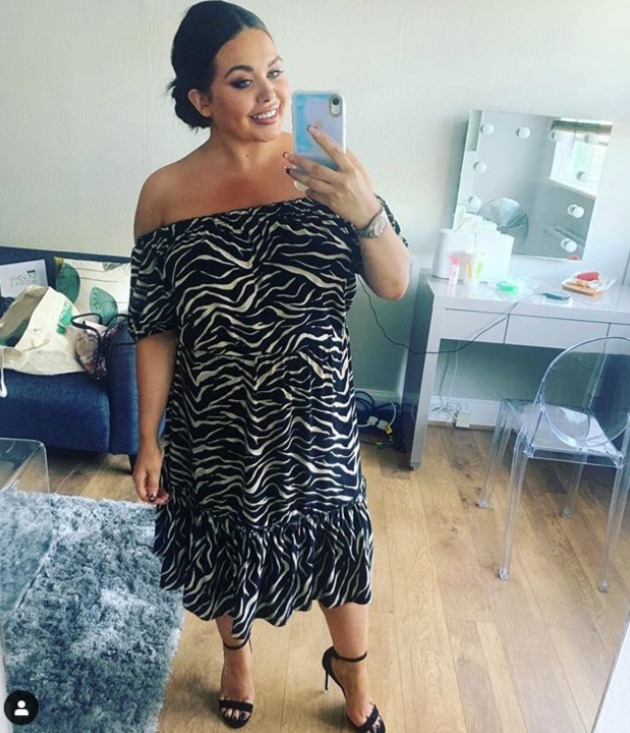  Best known for her time on Channel 4's Gogglebox, Scarlett recently announced that she'll be showing off her singing skills on Celebrity Karaoke Club