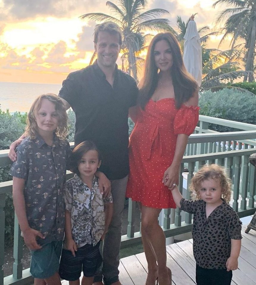  Kian with his wife, Jodi Albert, and their three sons