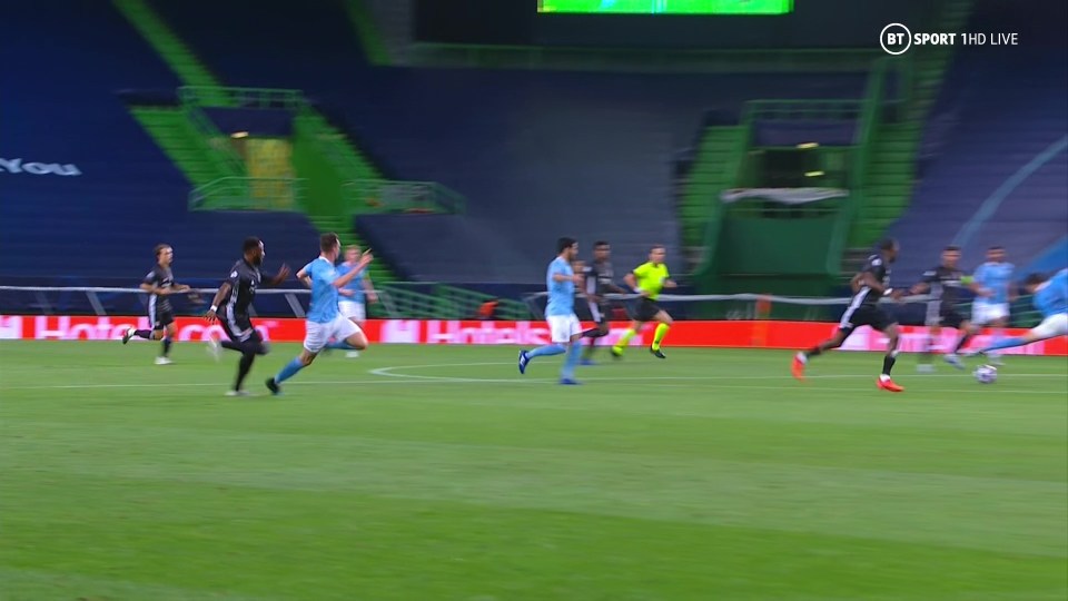 Moussa Dembele and Aymeric Laporte got their legs tangled