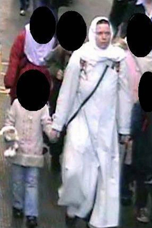 CCTV of Natalie Bracht with her daughters at King's Cross Railway Station in 2008