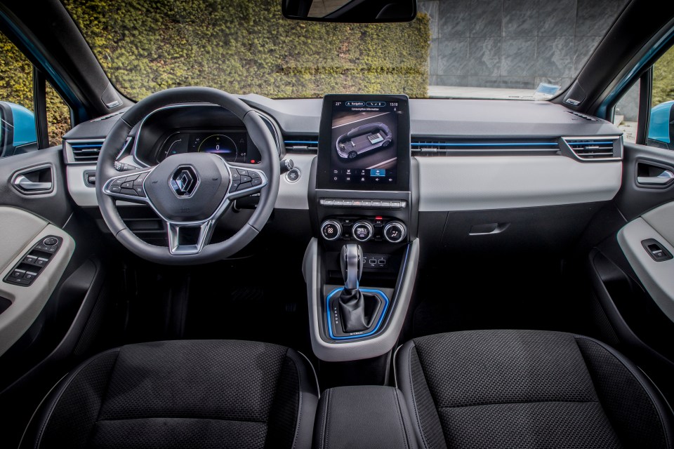 Clio starts in electric, reverses in electric and has a B-mode for stronger regenerative braking