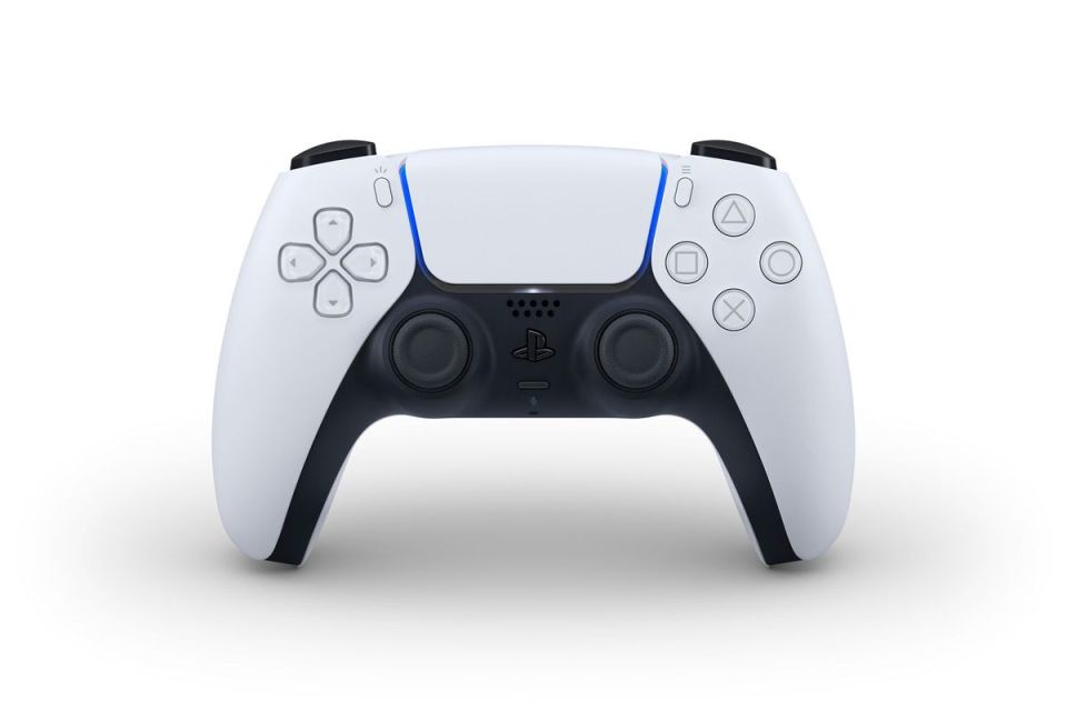 In the post, Travis was pictured holding a PS5 DualSense controller