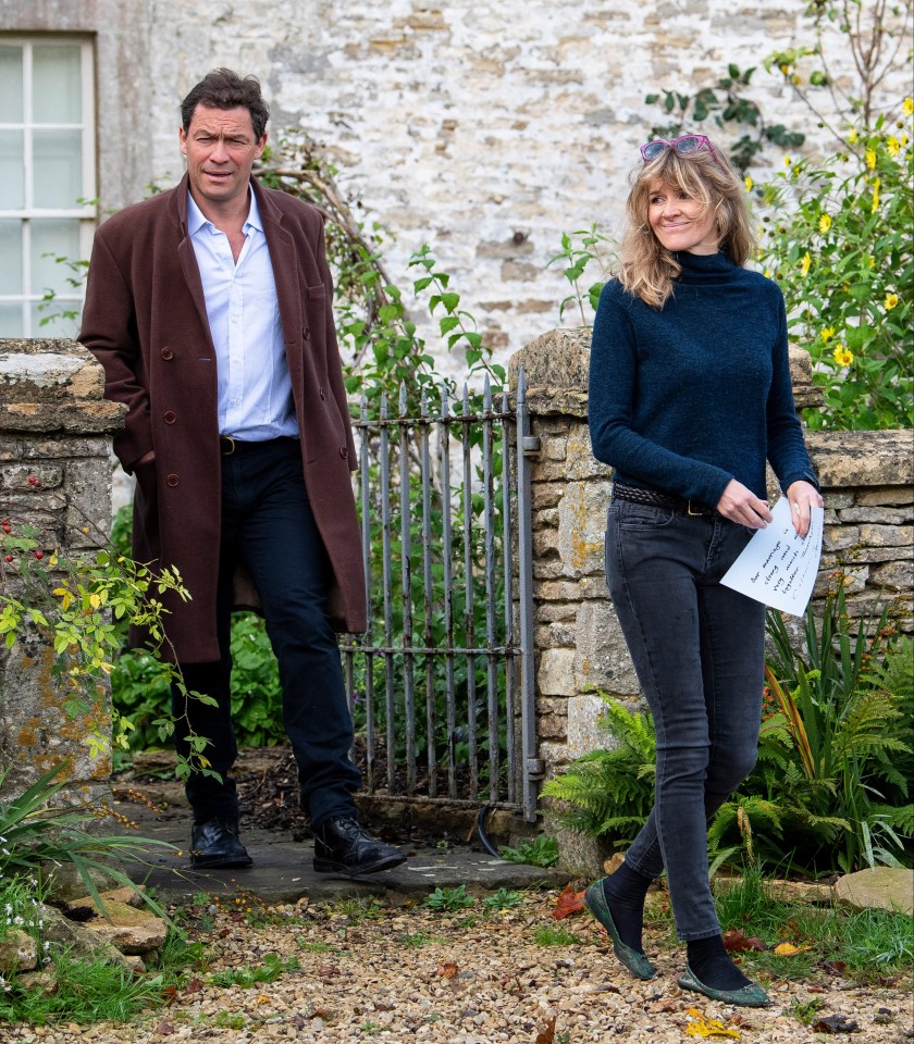 The actor put on a show of strength alongside wife Catherine at their Wiltshire cottage