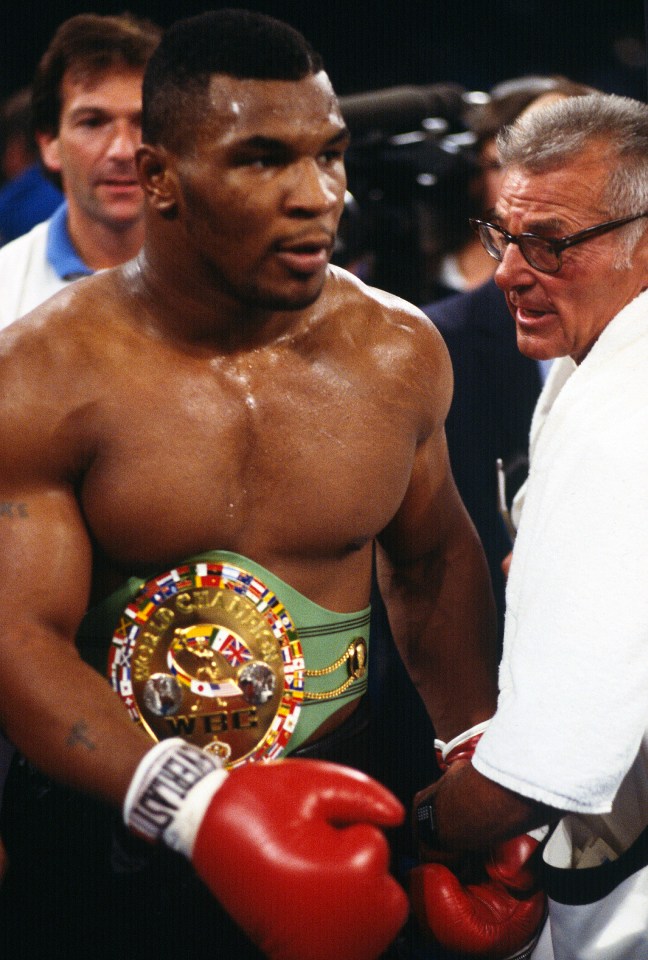 Mike Tyson is the youngest heavyweight champion of all time aged 20 