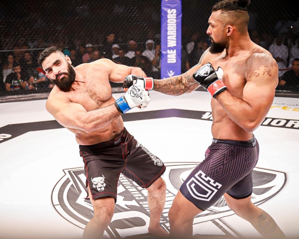 Lewis-Parry is 9-0 in his unbeaten MMA career 