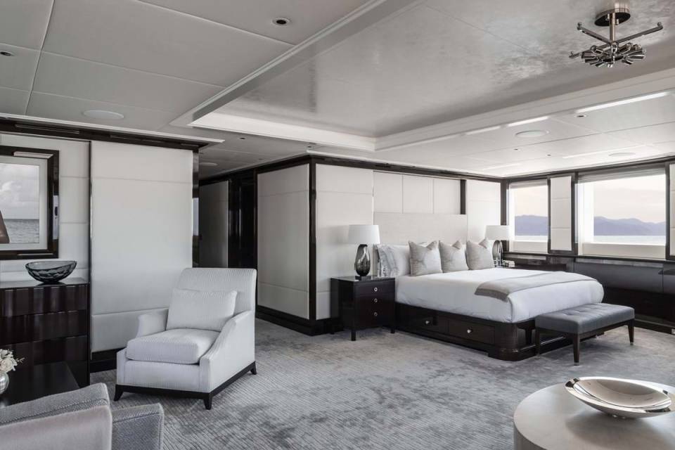 Up to 12 guests can stay on board the Aquila