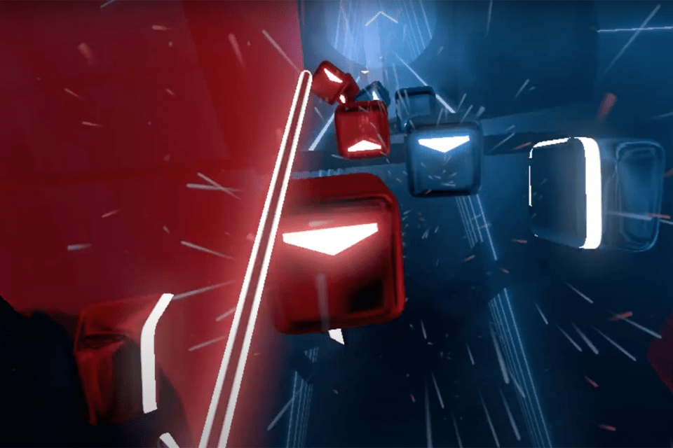 You need to slice the blocks in the right directions to earn points – or risk failing the track