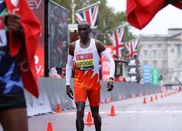 Eliud Kipchoge finishing the London Marathon.