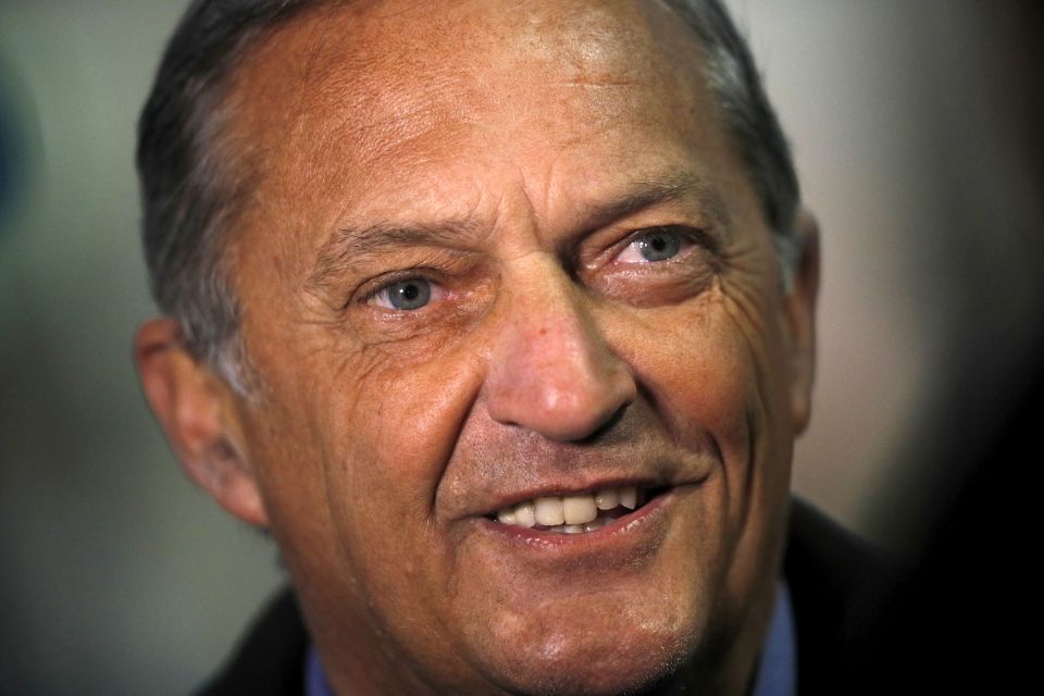 Gary Mabbutt said Maradona would have been a favourite in a Three Lions shirt