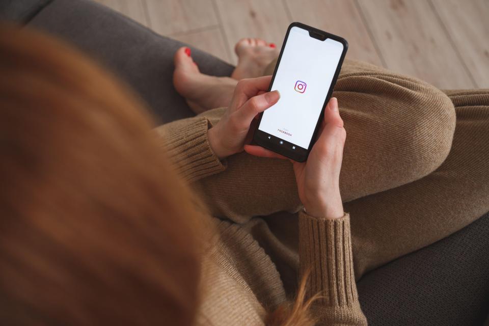Five hours a day on social media is linked to a three times greater risk of depression than less than two hours