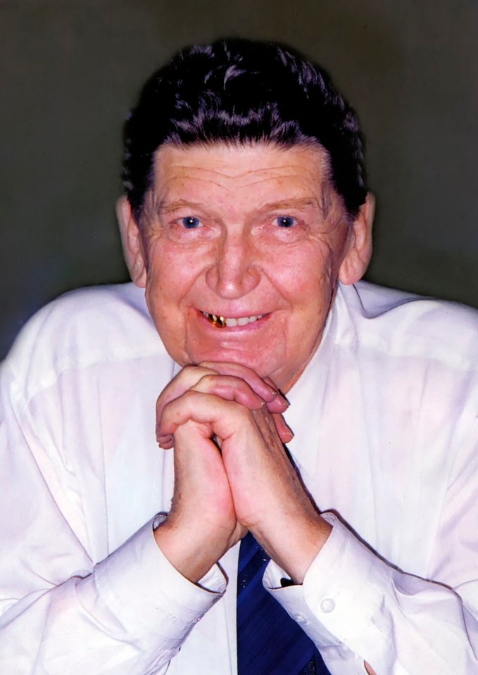 His father-in-law Professor  Leonid Shkadov was a leading Soviet aviation designer in Russia