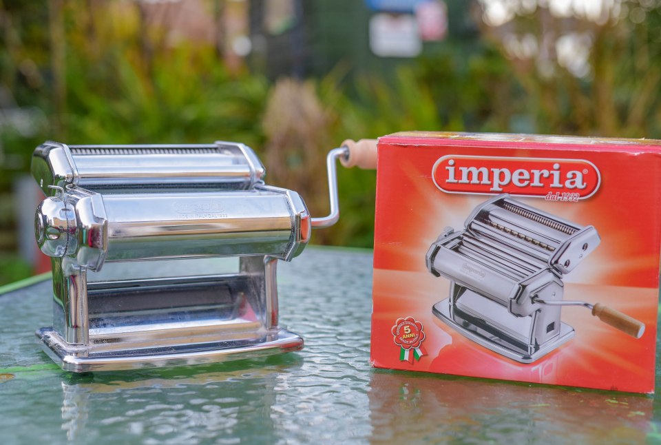 Kate sent Len a brand new pasta machine after hearing about his love of Italian food