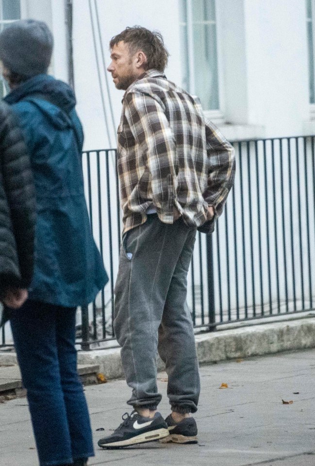 Damon was seen running some errands in London