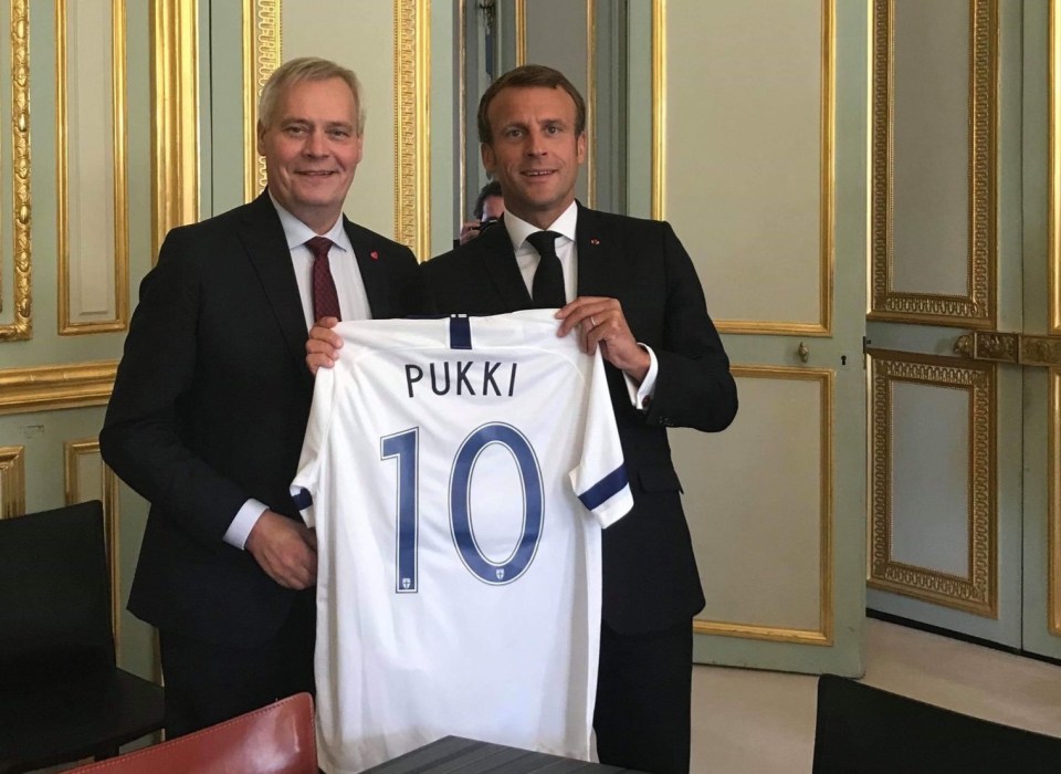Even French President Emmanuel Macron owns a Teemu Pukki t-shirt