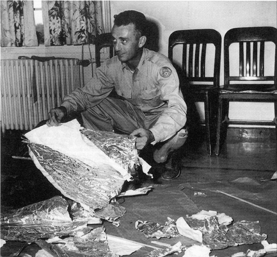 Major Jesse Marcel led the original investigation into the Roswell crash
