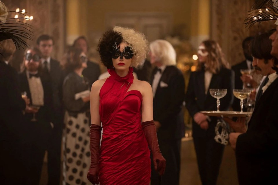 Emma wears Cruella's trademark white and black hair