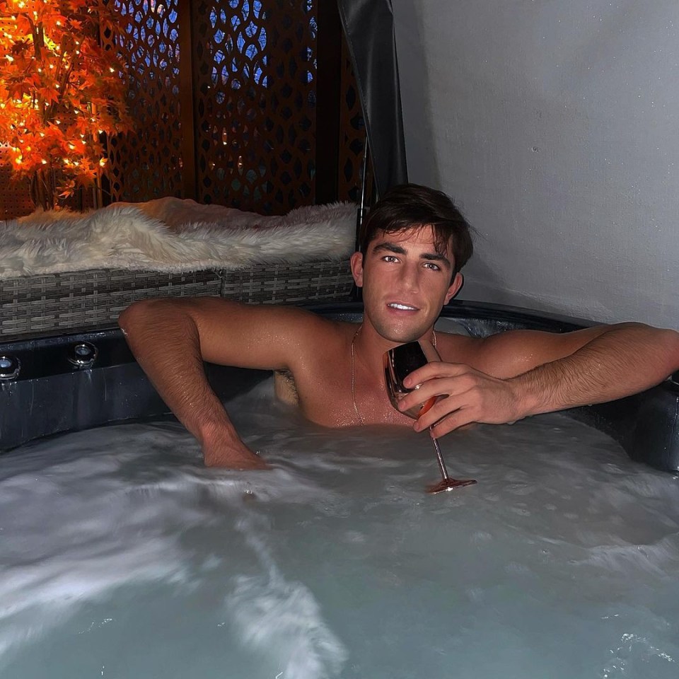 Jack appeared to be in the same hot tub in his own photo from the day