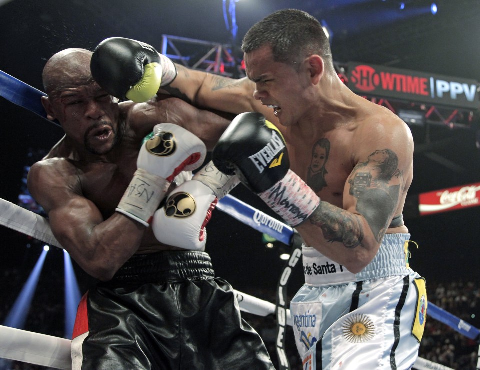 Floyd Mayweather beat Marcos Maidana twice in 2014