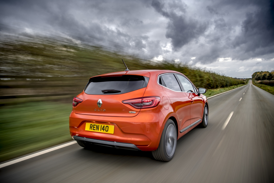 We drove the Clio E-Tech on city centre streets, country roads and motorways