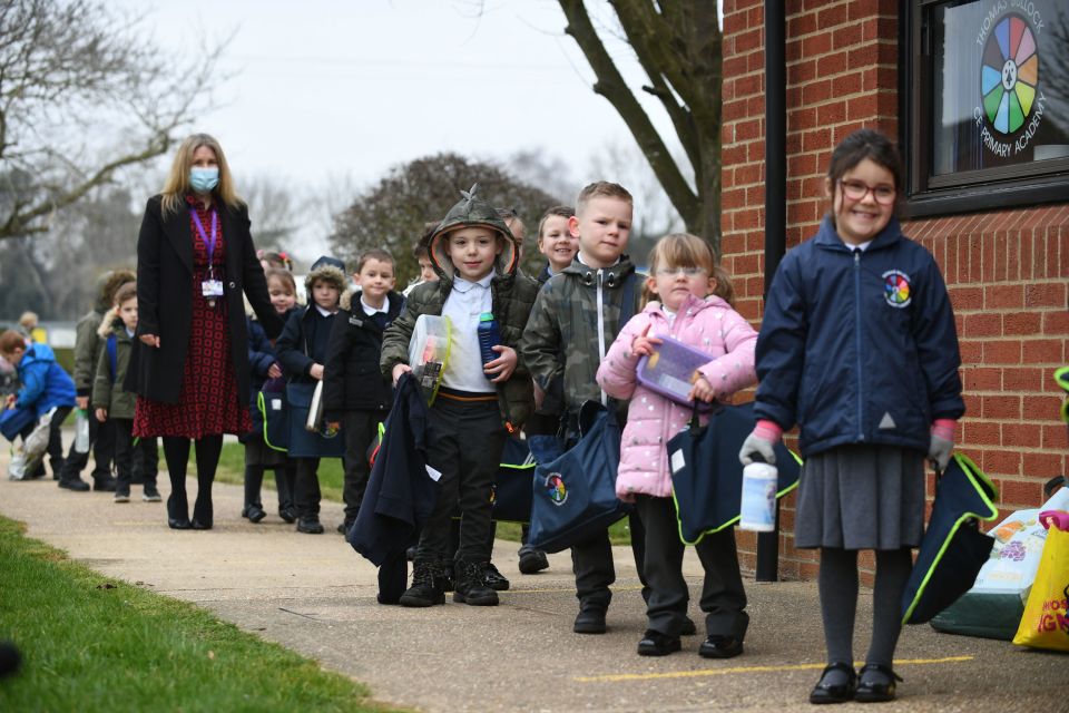 Primary school children aren't asked to wear masks under the new guidance