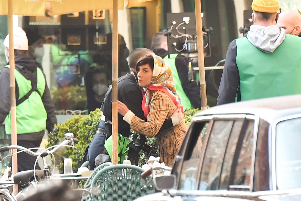 The actress was seen hugging someone on set