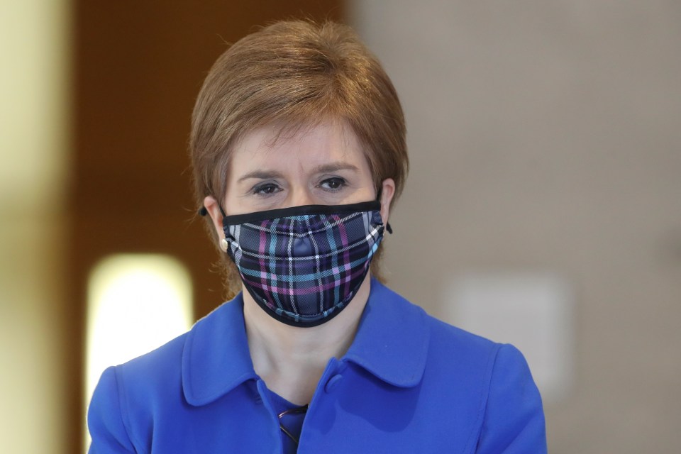 Nicola Sturgeon's top aide knew about the Alex Salmond sex misconduct claims two months before the First Minister says, it's claimed