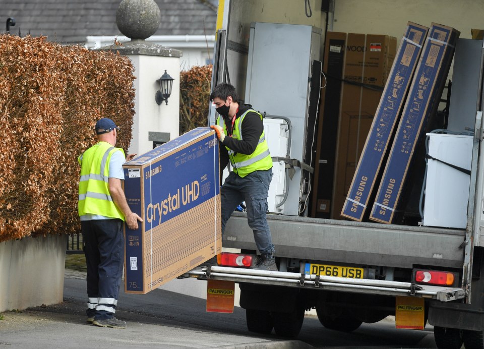 Tyson Fury took delivery of three £800 Samsung TVs