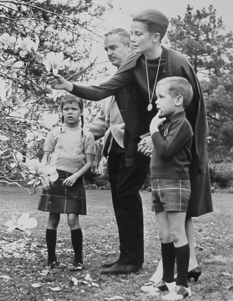 Princess Grace and Rainier III with their children in Philadelphia, Pennsylvania, in 1963