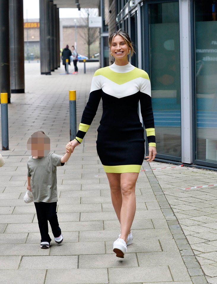 Ferne McCann wears the same dress on an outing with daughter Sunday Skye in Leeds
