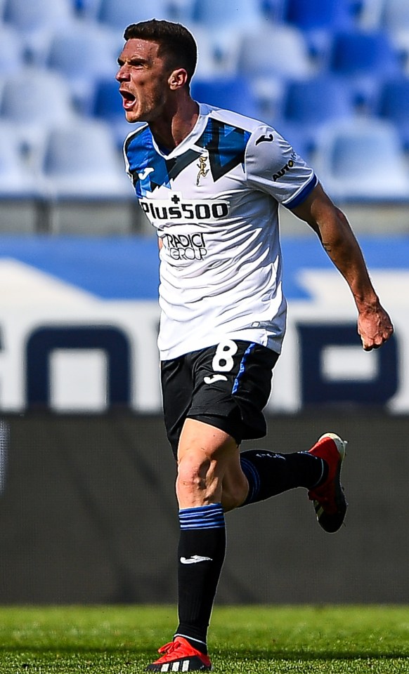 Atalanta ace Robin Gosens has been linked with a move to Manchester City