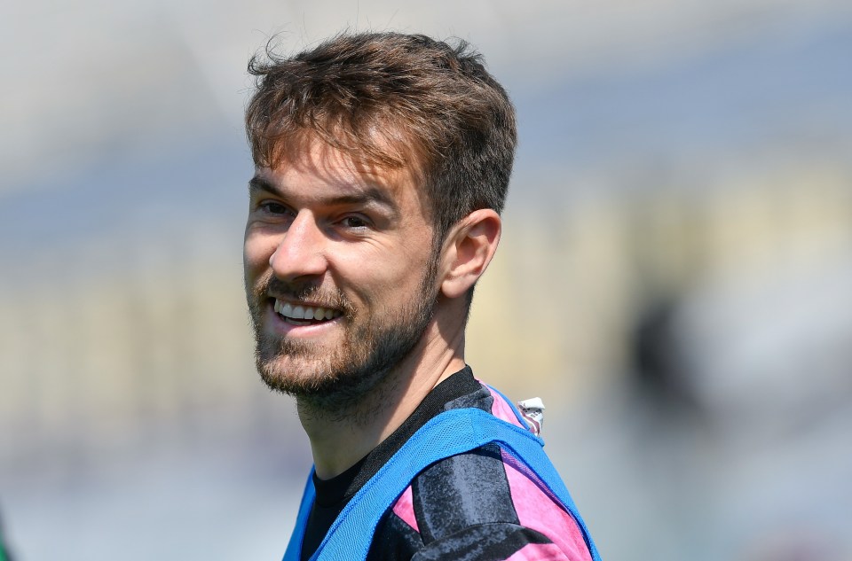 Juventus are keen to get Aaron Ramsey's big salary off the wage bill