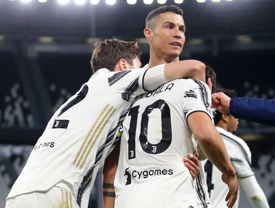 Cristiano Ronaldo scored as Juventus edged past Napoli in a must-win game