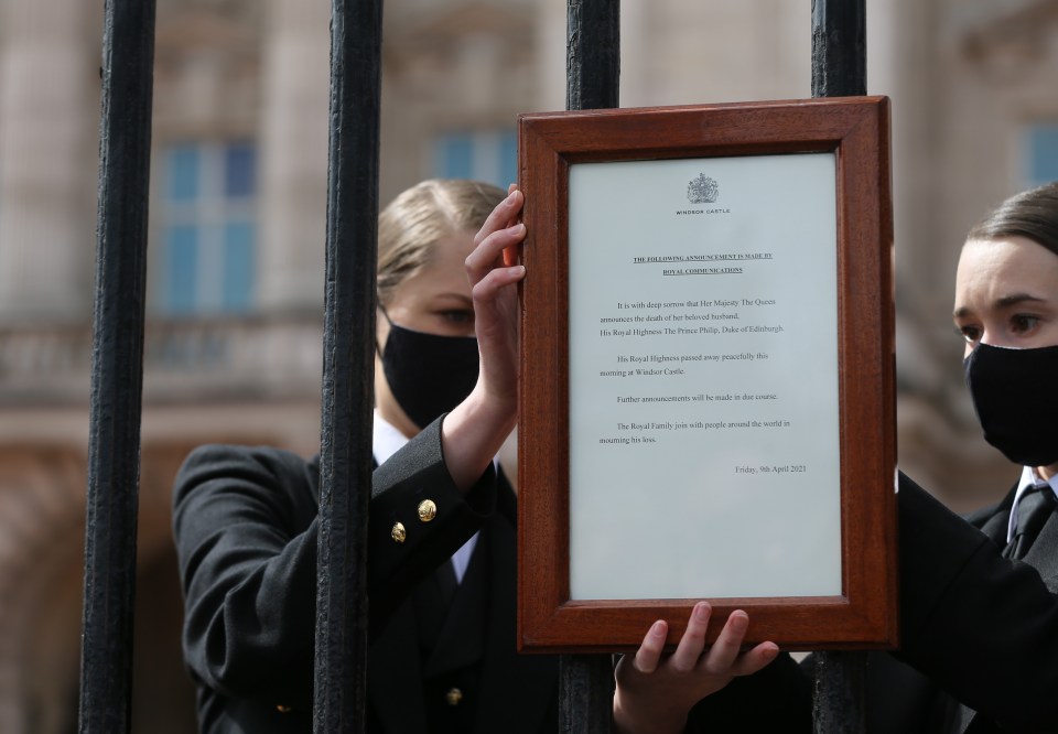 Palace staff placed a notice announcing the Duke's death on Friday