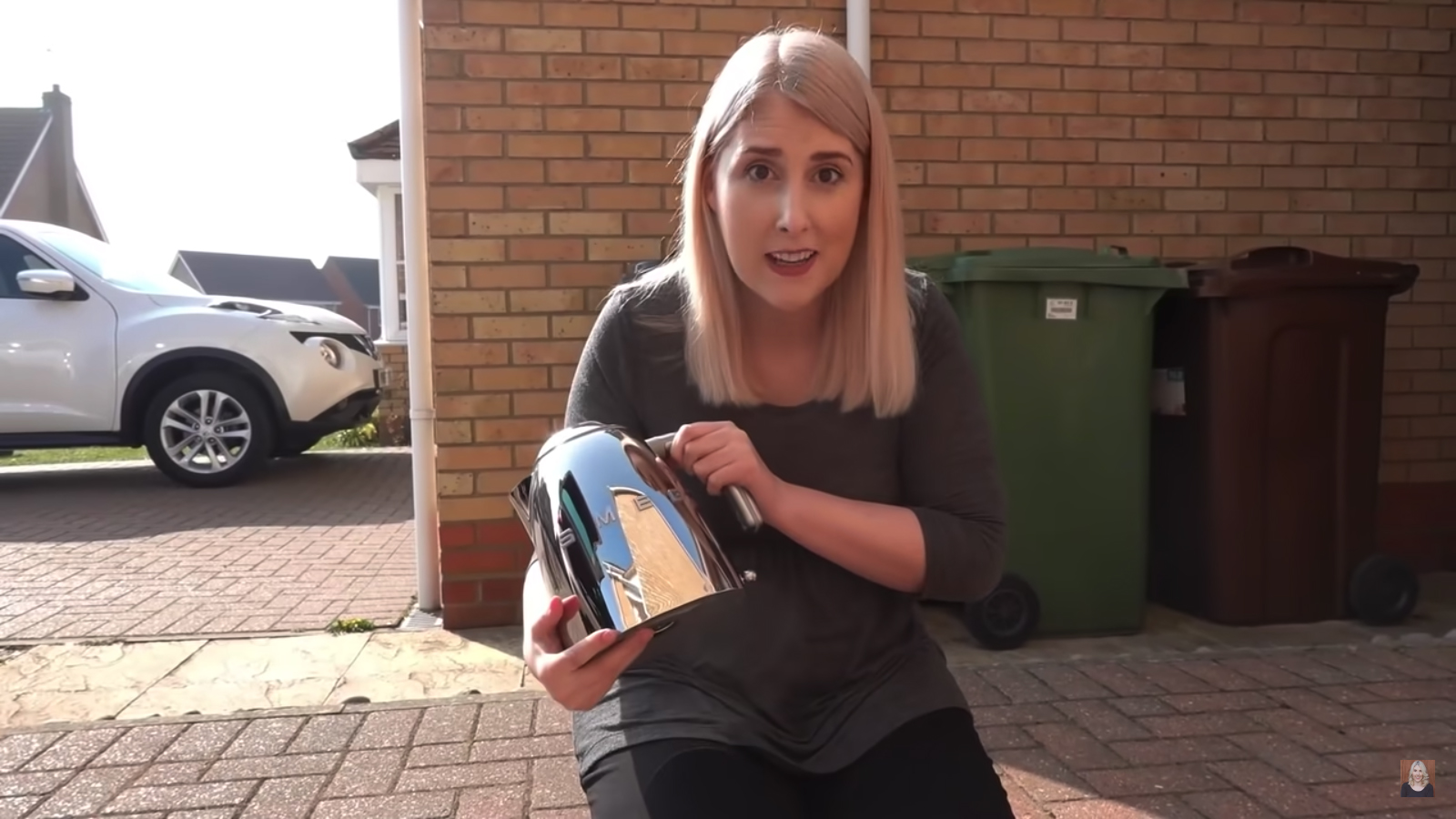 Holly Smith bagged £1300-worth of products in her Very returns pallet