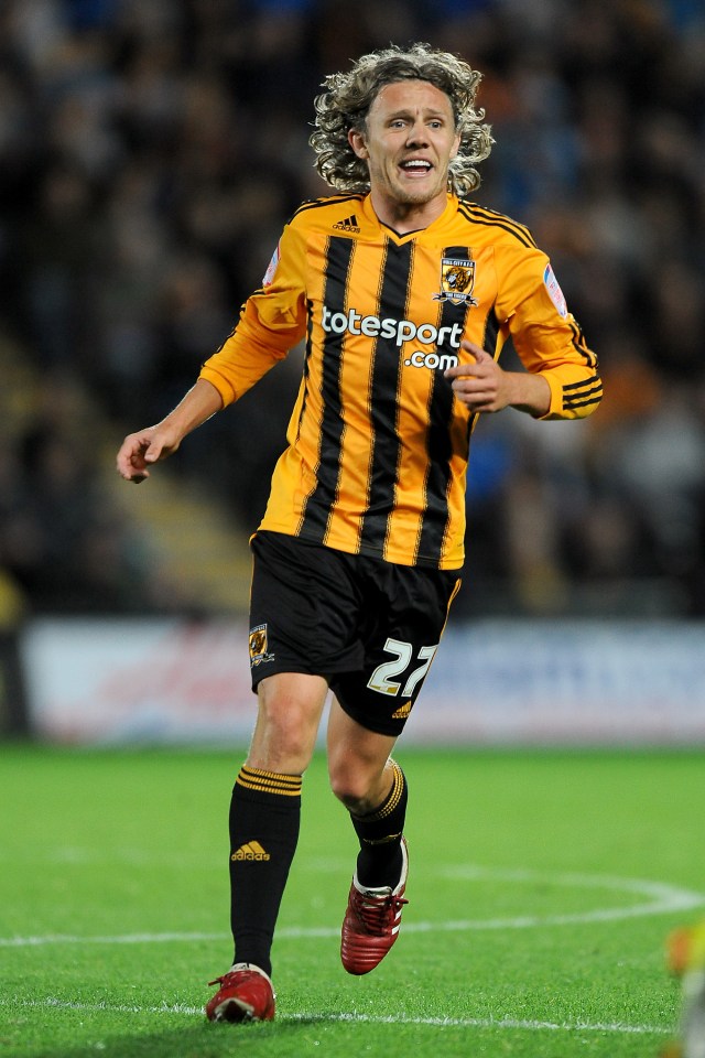 Jimmy enjoyed a long career in the top flight with teams including Hull City
